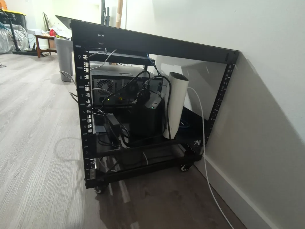 rearview of the rack to show the shelves.